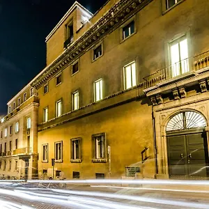 Luxury H 2000 *** Rome